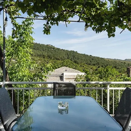 Сasa de vacaciones Nerida's-traditional 3 Bedroom Townhouse-bbq-view